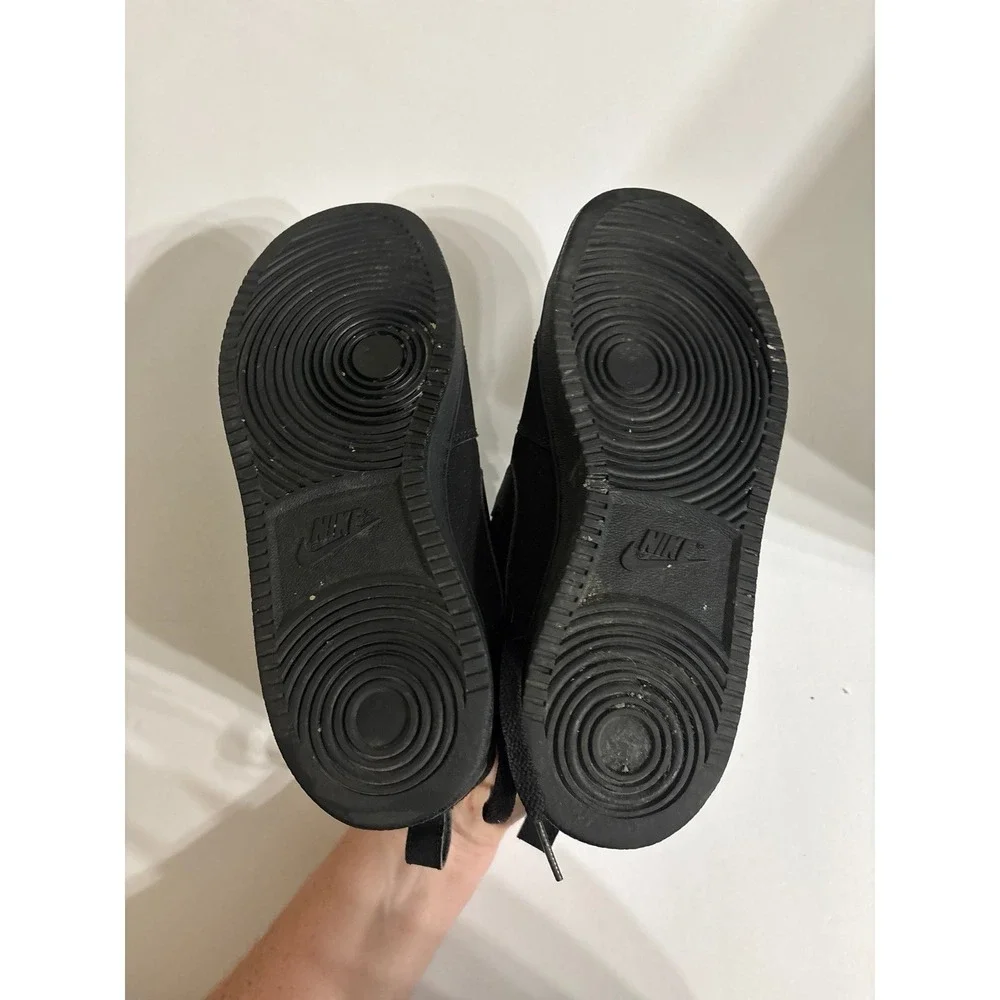 Nike Court Borough Low (size 8) Tripple Black Color Way (2016)
